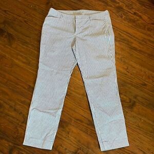 Old Navy pinstripe Capri pants Size 10